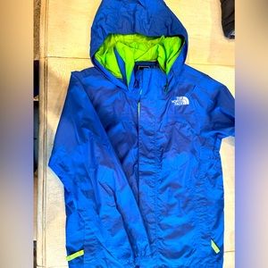 The North Face Boys Rainjacket light jacket